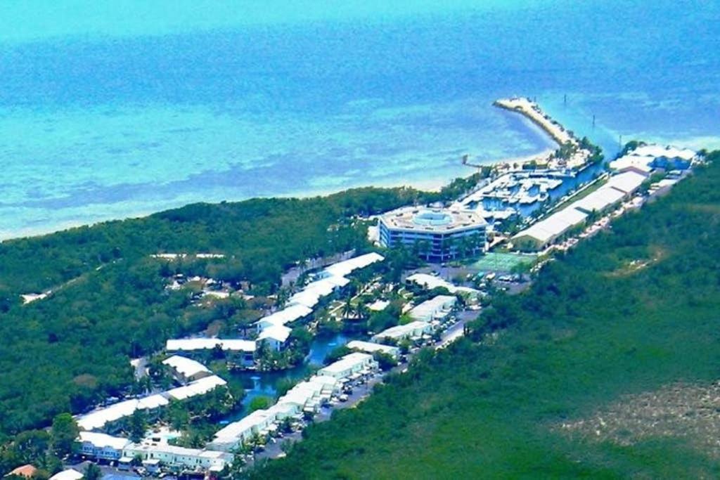 Licensed Mgr - 2/2 Villa - Oceanfront Beach Resort - Saltwater Lagoon & Marina! Key Largo Esterno foto